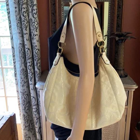 Cream/ivory colored authentic coach purse. - Picture 17 of 17